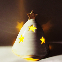 藁灰釉ミニクリスマスツリー　LEDキャンドルライト付　CT-1　陶器/クリスマス/ライトアップ/藁灰釉 5枚目の画像