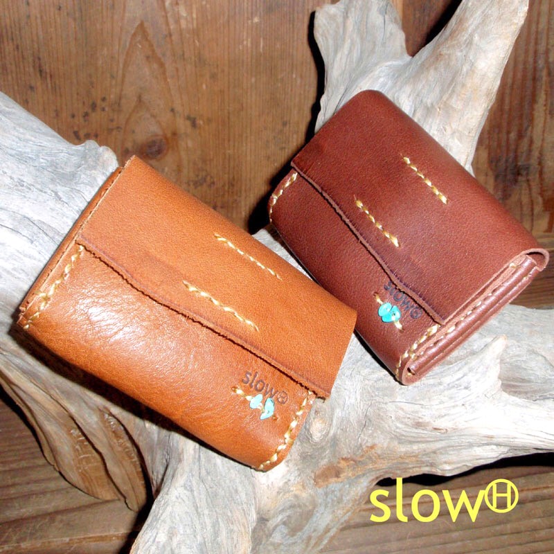 「slowH」レザーカードケース『Bestia Card Case』CAMEL〈名刺入れ、スロウエイチ、ナチュラル〉