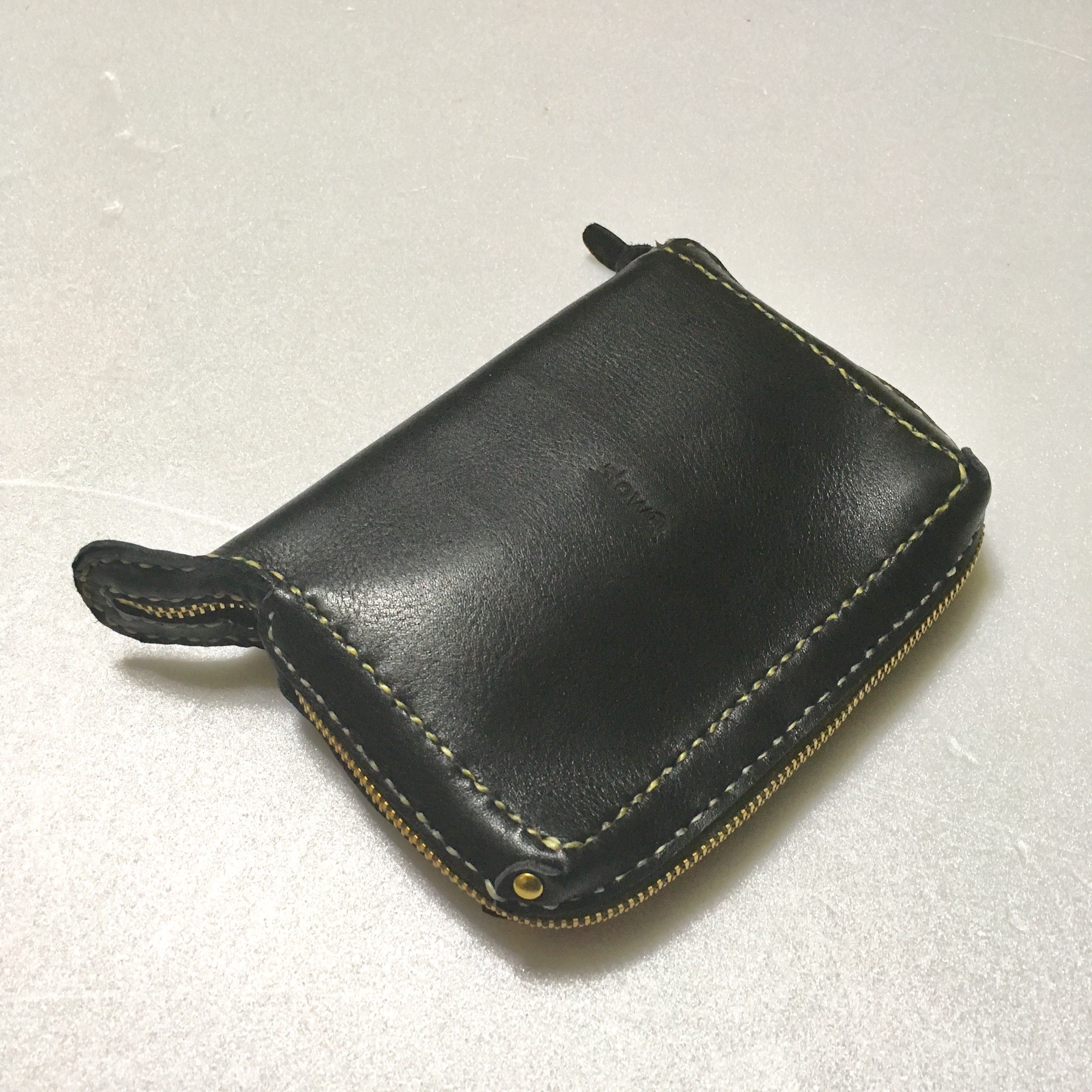 slowH(スロウエイチ)本革手帳カバー「Rooster」（ブラック）ミニ6穴サイズ