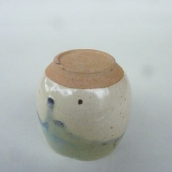 乳白釉とトルコブルーのカップ 8枚目の画像