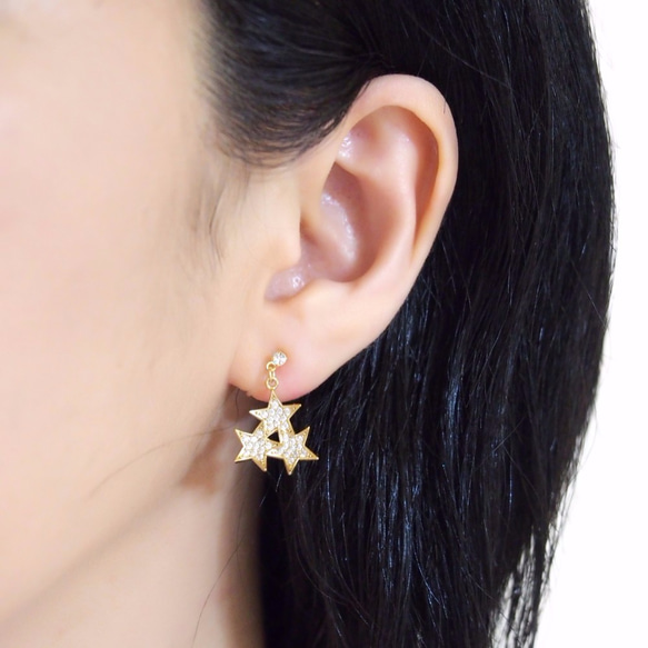 Star Crystal Earrings立方氧化鋯無孔耳環金星樹脂耳環搖晃耳環 第2張的照片