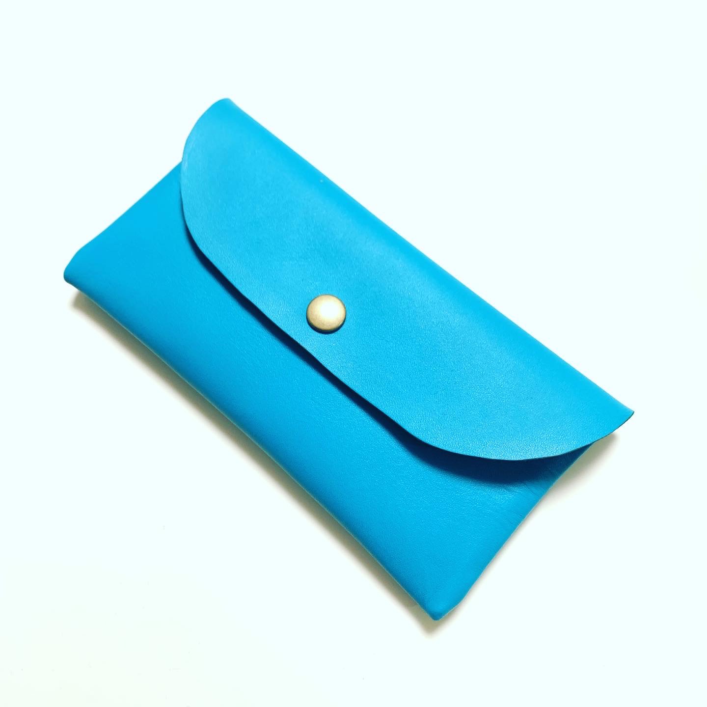 ［送料無料］【受注生産】パステルスムースレザー空色長財布