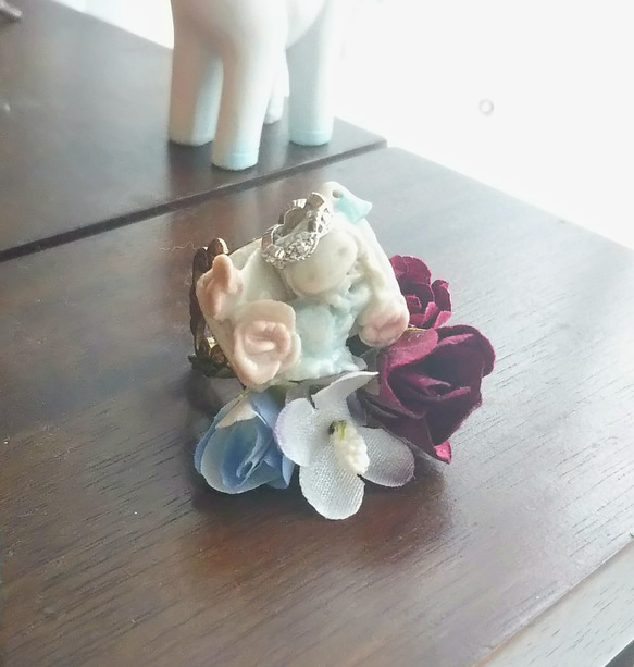お伽噺の陶製リング～ 眠り姫 2枚目の画像
