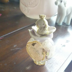 花の妖精の香水瓶オルゴナイト～パンジー 4枚目の画像