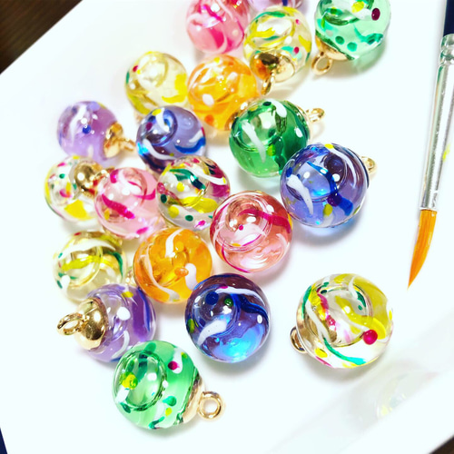 片耳販売‼️】手描き✨水風船ヨーヨーピアス、イヤリング✨夏