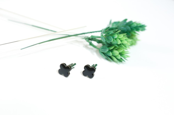 086-k Jet black popolo Tajimi Mino ware 傳統文化項目 Cufflinks Flower 第1張的照片