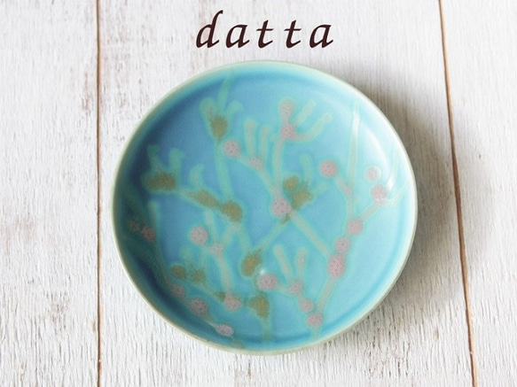 沖縄の海の珊瑚の皿 プレート ターコイズ色 4寸皿 やちむん ヤチムン 1枚目の画像