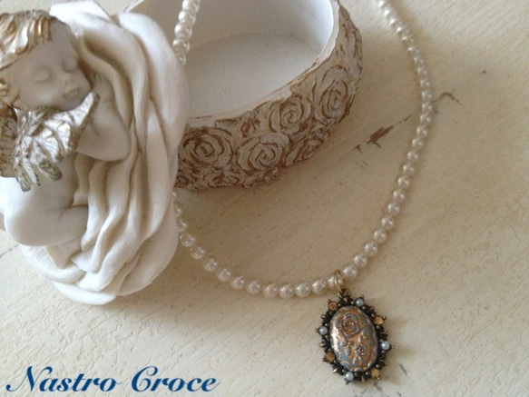 pearl chain × rose pendant necklace 1枚目の画像