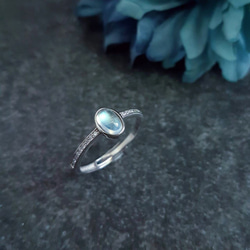 小月光。4X6mm藍月光石925銀戒指 戒圍可調 第1張的照片