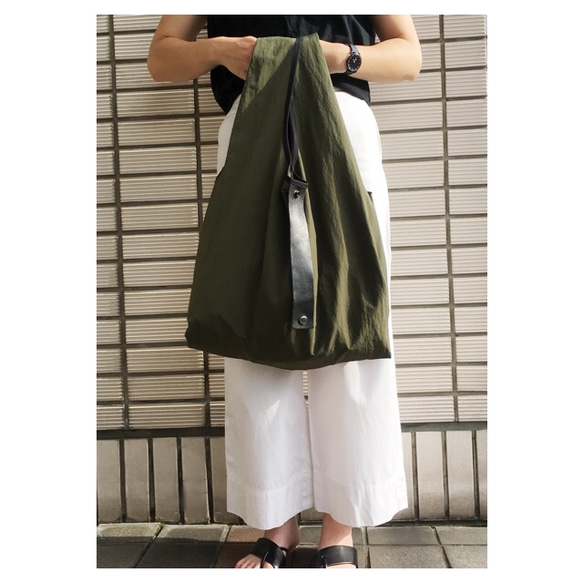 【受注制作】ECO BAG 撥水 シワ加工 ナイロン使用 ユニセックス オリーブ 3枚目の画像