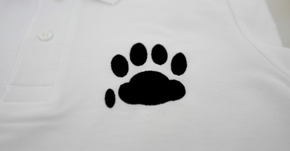 CAT PAD 肉球グラフィック刺繍入り ポロシャツ　白　Mサイズ レディース メンズ 2枚目の画像