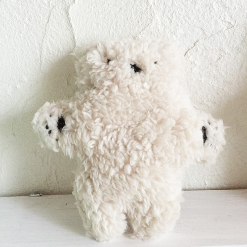 手縫いのもこもこシロクマぬいぐるみ（小） ぬいぐるみ ずっこ 通販  