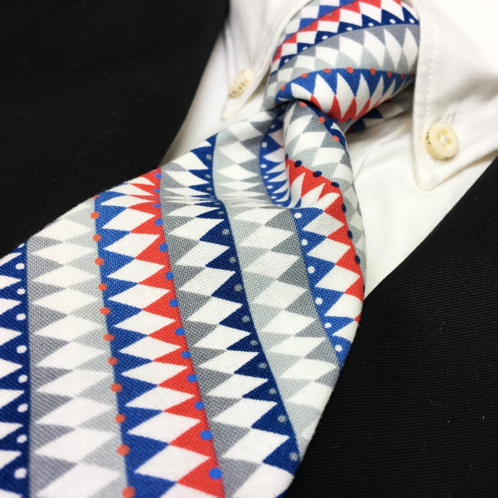 【送料込み】ノルディック柄ネクタイ 北欧柄 トリコロール 赤系