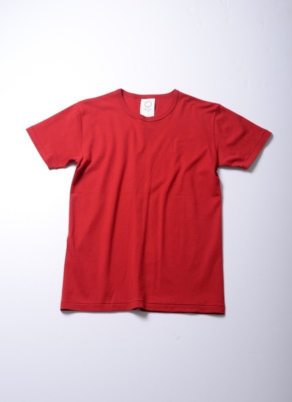 レッドTシャツ “人生で最高の一枚を” EIJI(エイジ）クルーネックオーガンニックコットンTシャツ 赤 1枚目の画像