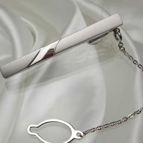 送料無料> ホワイトゴールドネクタイピン（K18WG-002） ◇名入れ