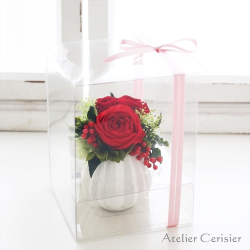 ストロベリーレッドプリザーブドフラワー バラの陶器ギフト