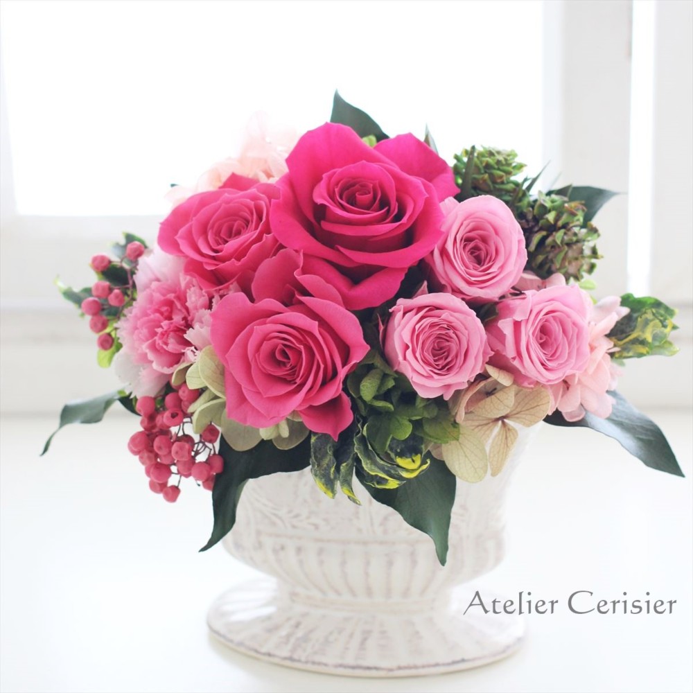 プリザーブドフラワー＜ララ＞マゼンタピンク アレンジメント ピンク バラ 【お祝い】