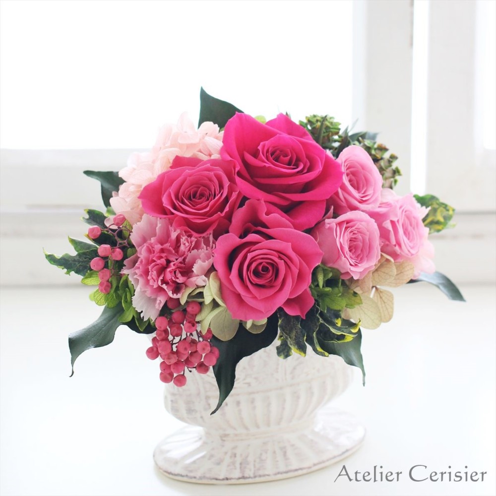 プリザーブドフラワー＜ララ＞マゼンタピンク アレンジメント ピンク バラ 【お祝い】