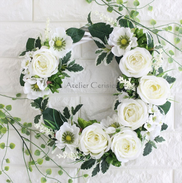 【SALE】☆ローズ アネモネ フラワーリース＜アーティフィシャルフラワー＞  ホワイト グリーン#2 30センチ 1枚目の画像