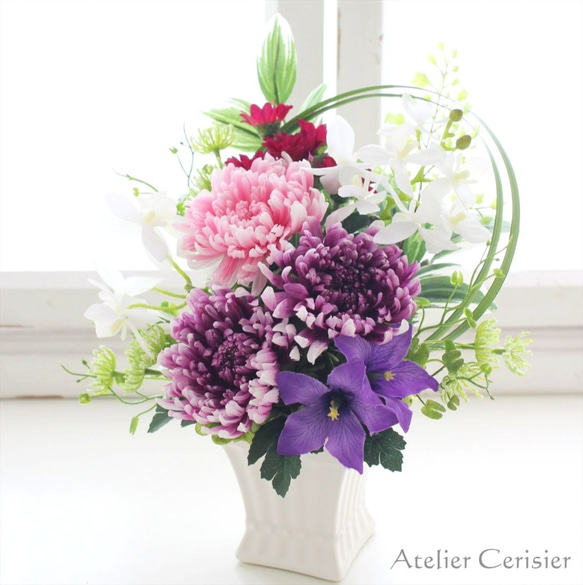 ・輪菊の仏花 MSサイズ（紫 桃色）お供え花 プリザーブドフラワー #1 白花器 和モダン 3枚目の画像