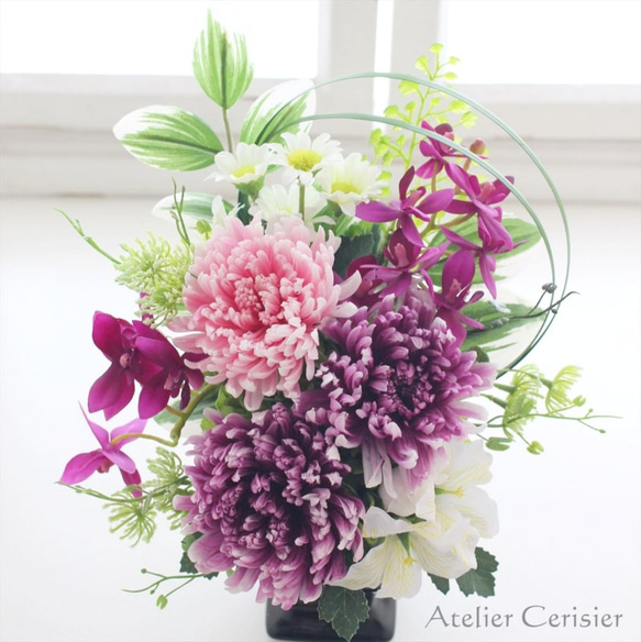 輪菊の仏花 MSサイズ（紫 桃色）お供え花 プリザーブドフラワー #2 黒花器 和モダン 4枚目の画像