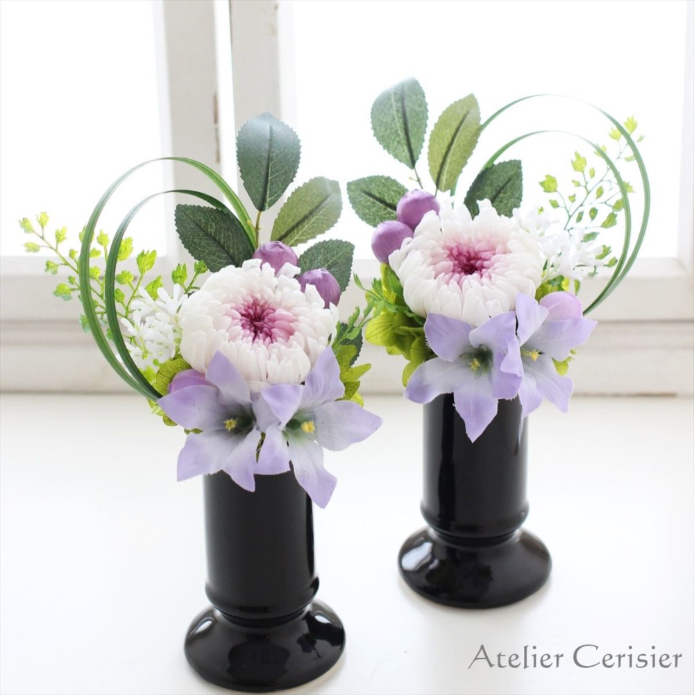 ♧* 可愛らしい菊がメイン♡ 花器付き♬ ２個セット 造花アレンジメント♡ ♧* 可愛らしい菊がメイン♡ 花器付き♬ 2個セット 造花