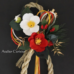 お正月飾り しめ縄＜紅白 高級椿＞アーティフィシャルフラワー 2枚目の画像