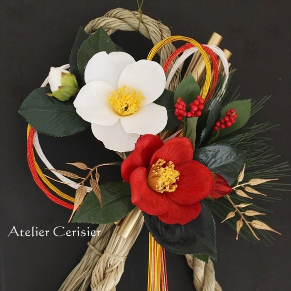 お正月飾り しめ縄＜紅白 高級椿＞アーティフィシャルフラワー 3枚目の画像