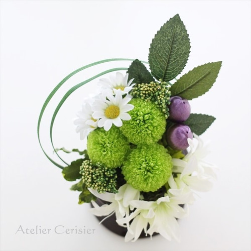 仏花　プリザーブドフラワーアレンジ　クリアケース入り　お供え花　ピンポンマム 仏花 プリザーブドフラワーアレンジクリアケース入り お供え花