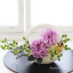 輪菊の仏花＜あけぼの Sサイズ＞薄紫色 お供え花 プリザーブドフラワー 1枚目の画像