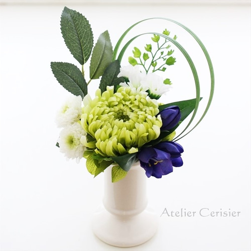 大輪菊のお供え花（緑白菊 リンドウ）仏花 プリザーブドフラワー