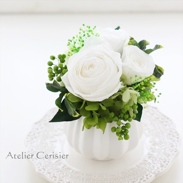 プリザーブドフラワー＜フルーレット＞ホワイト バラ ミニアレンジ お供え花 仏花