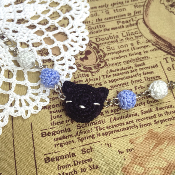 [蕾絲鉤織手鍊] 銀藍小黑貓 第1張的照片