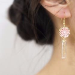 つまみ細工：粉紅劍花寒天金絲 16KGP 耳環 Tsumami Zaiku: Pink Flower Earrings 第3張的照片