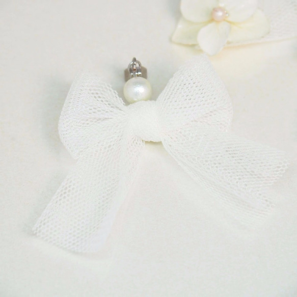 美しい本物の花を夢：エレガントな白いアジサイ/アジサイ糸の弓のイヤリング（prewedding /結婚） 4枚目の画像