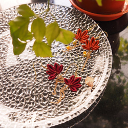 秋日限定: 不枯紅葉 (橙啡) K16GP 耳環 Romantic Red leaves earrings 第3張的照片