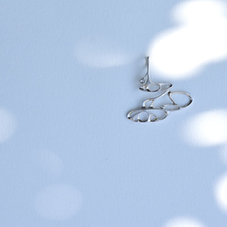 little tree pendant. silver925 小樹墜子。925銀 第2張的照片