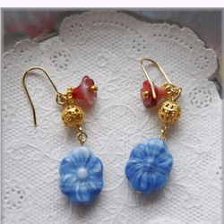 .・red&blue＊flower＊ピアス＊。・♪ 2枚目の画像