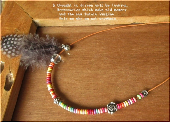 sale！ Feather＊Colorful beads＊本革紐＊ネックレス 5枚目の画像