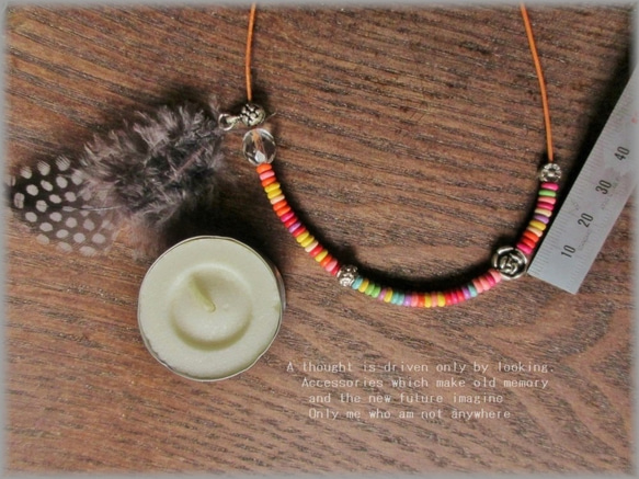 sale！ Feather＊Colorful beads＊本革紐＊ネックレス 7枚目の画像