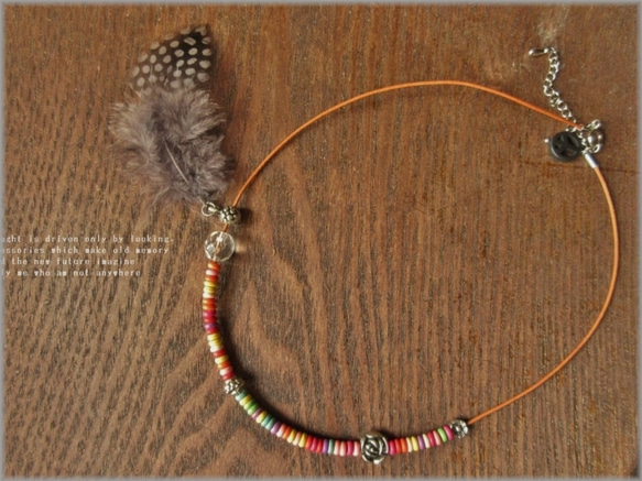 sale！ Feather＊Colorful beads＊本革紐＊ネックレス 9枚目の画像