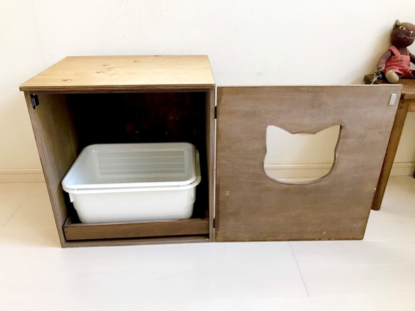 現品限り！レトロ＆アンティーク風 家具調 猫カバーBOX             トイレトレー付 左開き 4枚目の画像