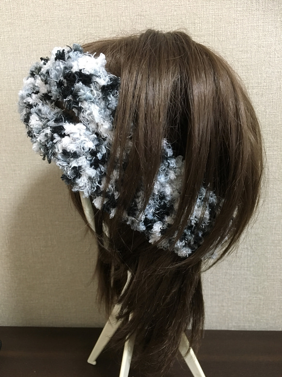 モコモコヘアバンド 2枚目の画像