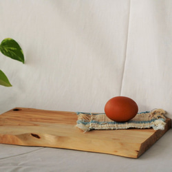 オリーブの木（小豆島産）カッティングボード　"レッチノ"　Mサイズ 3枚目の画像