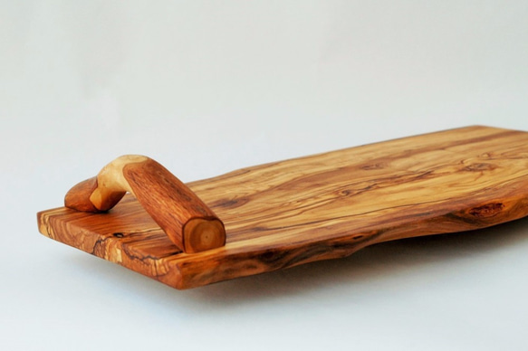 オリーブの木　カッティングボード＆プレート　～Leccino～　11 3枚目の画像