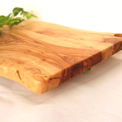オリーブの木　カッティングボード　~Leccino~　3 3枚目の画像