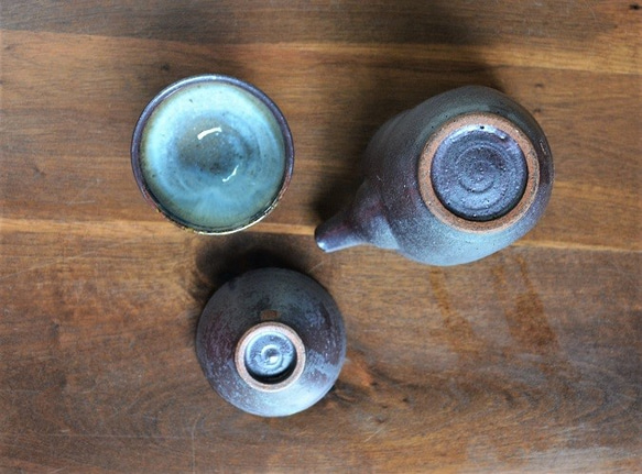 『Creema限定』酒器セット 桜島釉ぐい呑み(おちょこ)2個 赤茶系 3枚目の画像