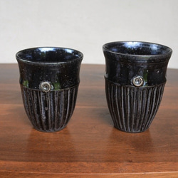 窯変虹彩黒　アンモナイト紋しのぎカップ(小)酒器 6枚目の画像