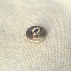 カレンシルバーのボタン（KS-02） 3枚目の画像