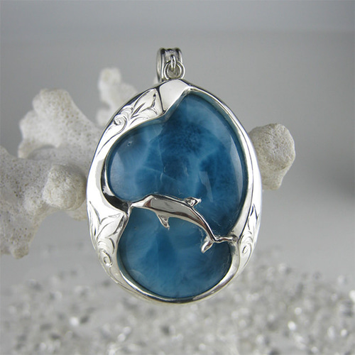 リーカラリマー　シルバー　ペンダントトップ イルカのいる海 ラリマー シルバー ペンダント【送料無料】iruka74